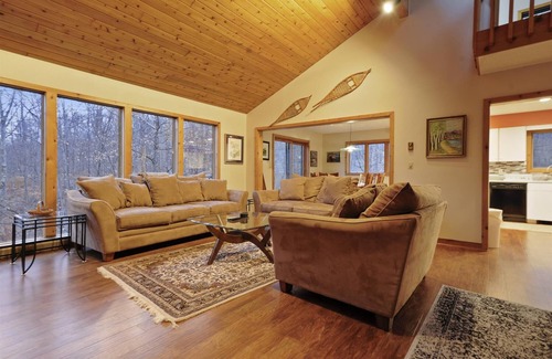 Northface Casa | Zeeplace: 3 BR, 2 BA House in Canaan Valley, Sleeps 6
