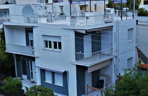 Alimos Apartamento | Zefyros Super Cool Apartments next to Alimos Riviera