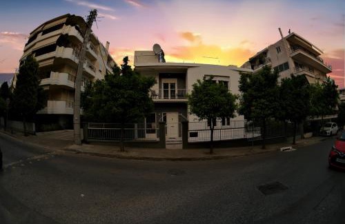 Alimos Apartamento | Zefyros Super Cool Apartments next to Alimos Riviera