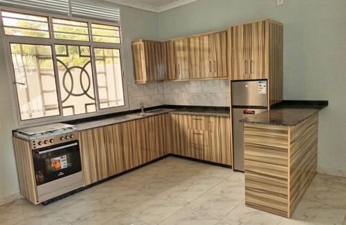 Bujumbura Apartamento | Zeimet Apartments 10 min walk from town center and beach