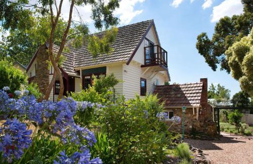 Hepburn Springs Casa | Zelman Cottage