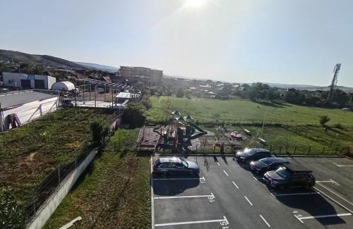 Sinnicoara Apartamento | Zen aeroport