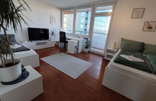 Offenbach am Main Apartamento | ZEN Apartment - spacious for 7 - central - kitchen