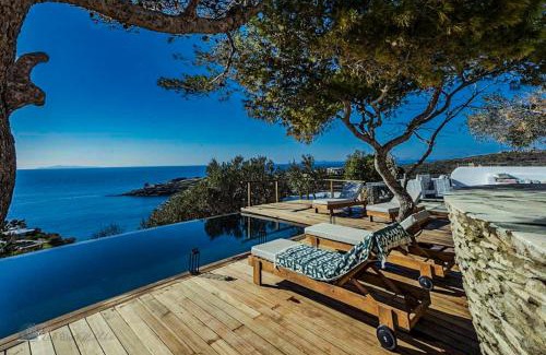 Koundouros Villa | Zen Blue Mills - Luxury Villa in Kea Island
