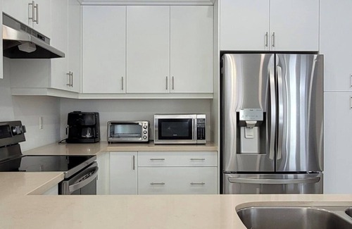 Barrie Casa | Zen-like Escape, Skiing Canoeing Hiking Nearby in Barrie ON