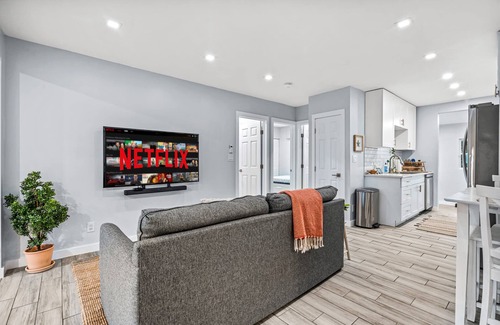 Riverside Park Casa | Zen Retreat - Sauna, Pool, Cold Plunge & More!