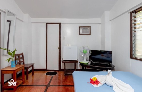 Catangnan Hotel | ZEN Rooms Garden Beach Siargao
