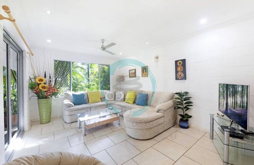 Larrakeyah Apartamento | ZEN TREETOPS - 2BR Apartment with Pool