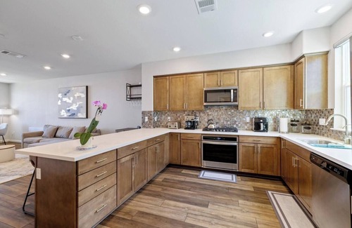 Communications Hill Casa | Zen Zest Zone: Unwind and Relax