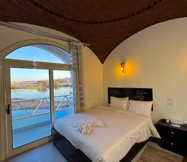 Shurtah al-Dakhlah Casa | Zena Toma Nubian Guest House