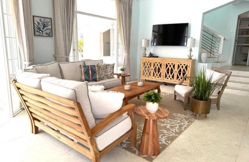 Silver Sands Casa | ZenBreak Silver Sands Villa 1