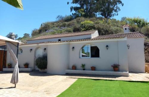 Barranco del Pinar Chalet De Esquí | Zenda de Fontanales