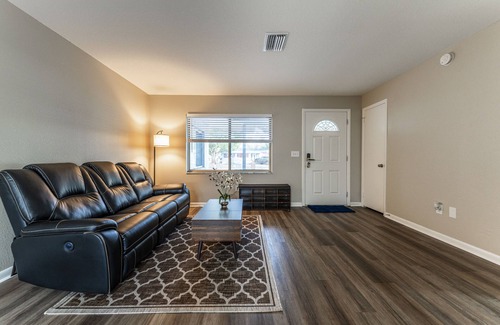 Bearss Plaza Casa | ZenHomes in Tampa near Busch Gardens