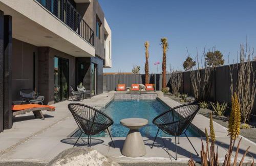 Indian Cove Casa | Zenith by Fieldtrip Architectural Gem Near National Park Entrance