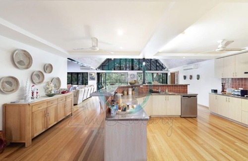 Durack Alquiler De RV | ZenLux (Durack) Picturesque & Tranquil ~ Pool ~ BBQ ~ Golf Course!