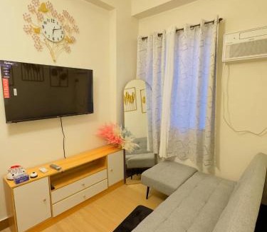 Trece Martires Apartamento | Zenrise Staycation