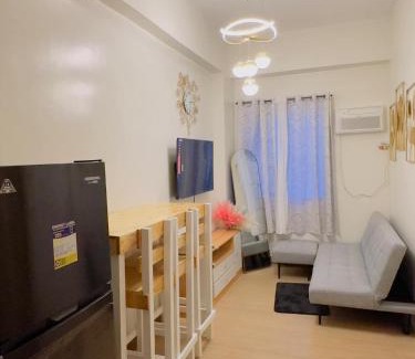 Trece Martires Apartamento | Zenrise Staycation
