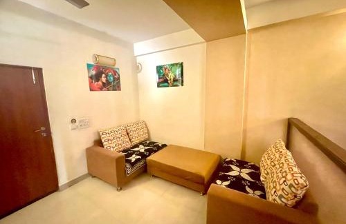 Vrindavan Apartamento | ZenRoofs- Brij Bhumi Haven