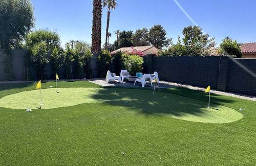 Rancho Mirage Casa | Zen Tierra ~ Excelente ubicación! Casa moderna de mediados de siglo en un barrio tranquilo