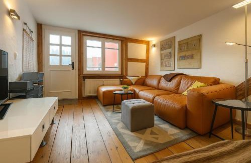 Altstadt Apartamento | Zentrale Wohlfühloase inkl Parkplatz - Zum blauen Schild