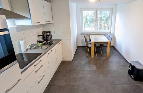 Innenhafen Apartamento | Zentrale Wohnung für 4 Personen mit Küche & Waschmaschine