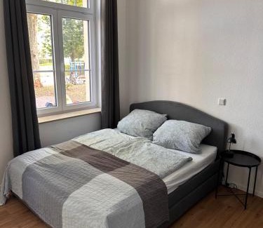 Hockenheim Apartamento | Zentrales Apartment mit Parkplatz