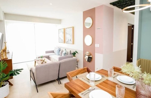 Zapopan Apartamento | ZentralLuxe condo de lujo equipado con alberca/gym
