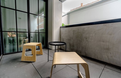 Collingwood Condominio | Zephyr Condo Oasis with Heated Pool-Gym-Office