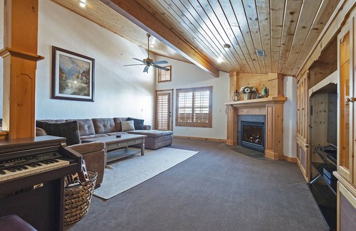 Midway Chalet De Esquí | Zermatt Villages 722 4 Bedroom Chalet by RedAwning