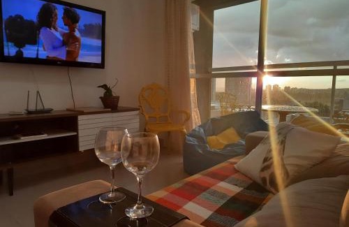 Sao Carlos Apartamento | ZEUS - MODERNO COM WIFI, melhor Localização,máx 4