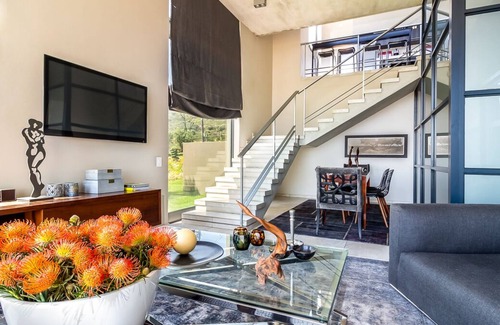 Trawal Casa | Zevenbosch Guest Villa