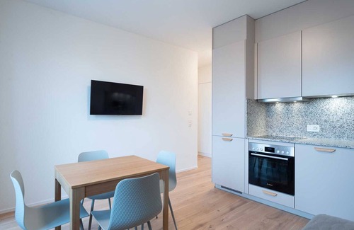 Center Apartamento | ZH Green 5- Letzigrund HITrental Apartment