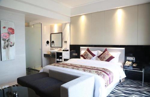 Yongding Hotel | Zhangjiajie Merlot Crystal Hotel