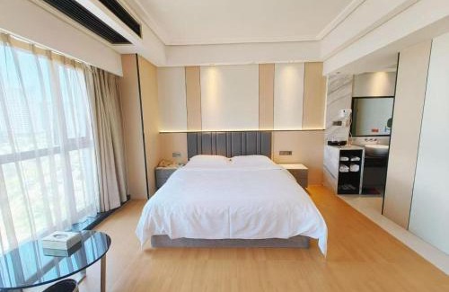 Yongding Hotel | Zhangjiajie Merlot Crystal Hotel