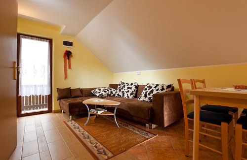 Trebnje Casa | Zidanica Meglič - Vineyard cottage Meglič