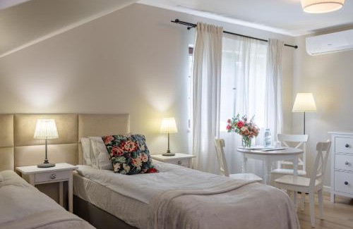 Janowiec Hotel | Zielony Wojszyn