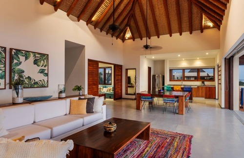 Ixtapa - Zihuatanejo Villa | Marea Beachfront Penthouse Villa E25
