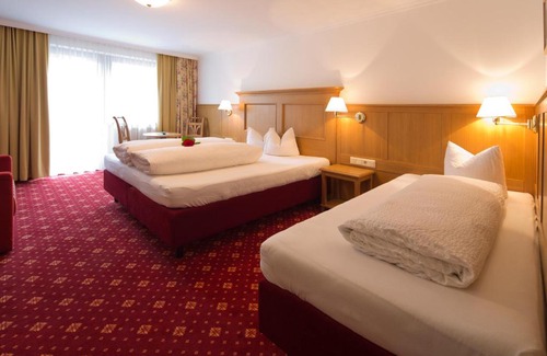 Schwendau Hotel | Zillertaler Weinstadl