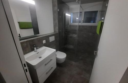 Goldingen Apartamento | Zimmer 1, Haus der Begegnung