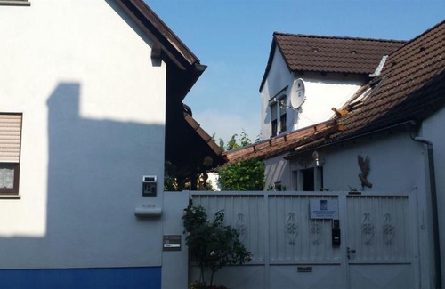 Grossostheim Casa | Zimmer Familie Sustrean
