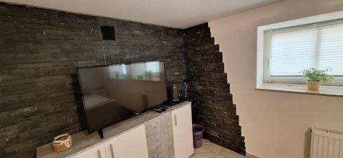 Schwerin Apartamento | Zimmer im UG direkt in der Innenstadt, Centrum