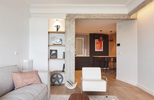 Gros Apartamento | Zinemaldi Suite by FeelFree Rentals