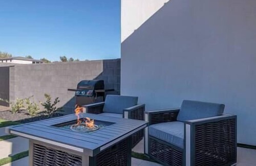 Virgin Casa | Zion Modern Lux Casita
