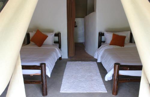 Nakuru Cabina | Ziwa Bush Lodge