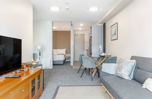 Auckland Central Business District Apartamento | Cosy 2brm CBD apartment