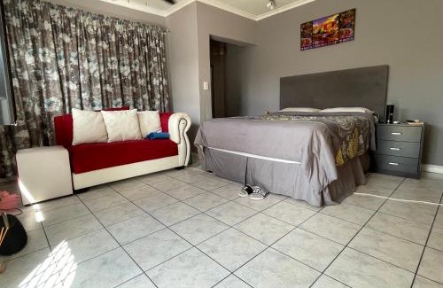 Parklands Casa | Zoe & Saint