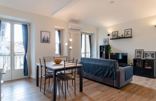 Cit Turin Apartamento | (Zona elegante) Dal Vassalli by HappyHosTorino