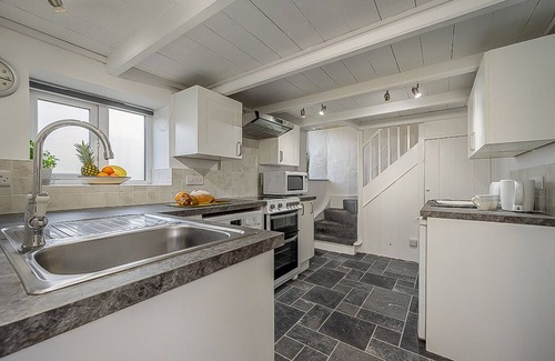 Pensilva Casa | Zona - Two Bedroom House, Sleeps 4