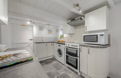 Pensilva Casa | Zona - Two Bedroom House, Sleeps 4