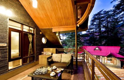 Shimla Casa | Zostel Homes Mashobra (Shimla)